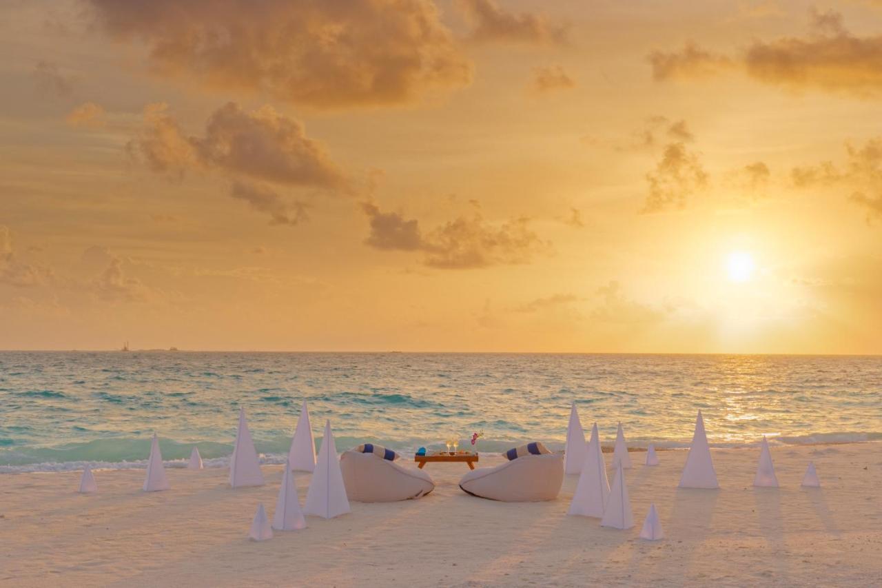 Grand Park Kodhipparu Maldives Hotel Baros Island Exterior foto