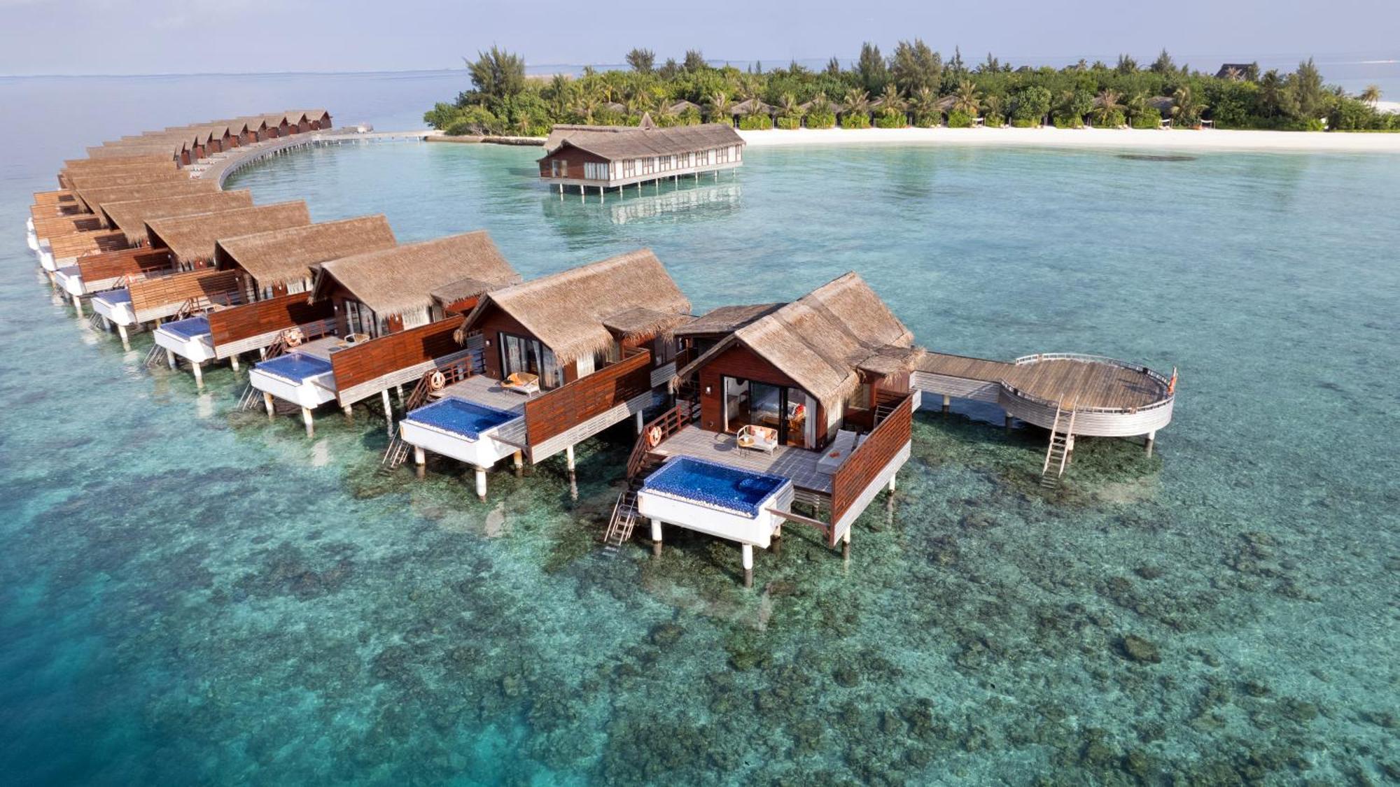 Grand Park Kodhipparu Maldives Hotel Baros Island Exterior foto