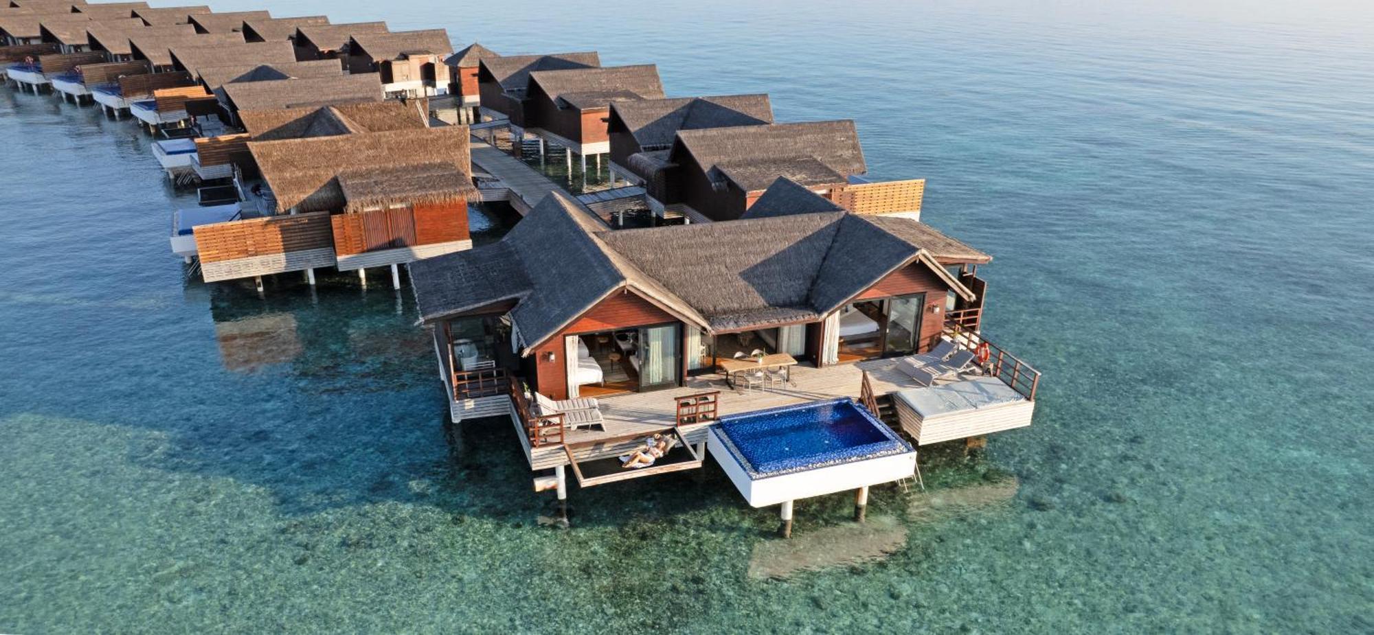 Grand Park Kodhipparu Maldives Hotel Baros Island Exterior foto