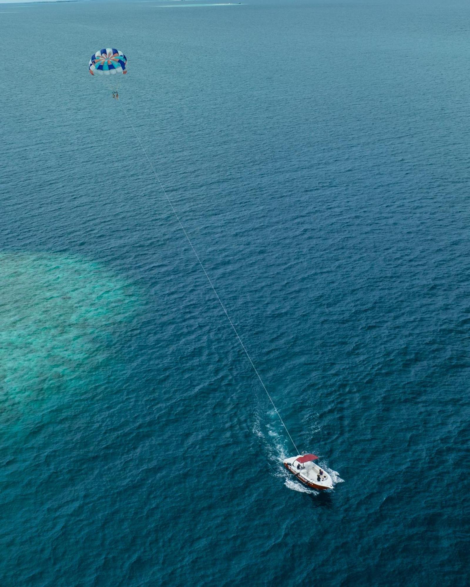 Grand Park Kodhipparu Maldives Hotel Baros Island Exterior foto